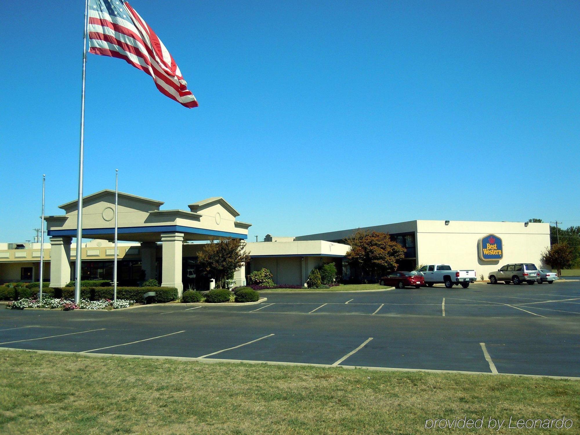 Best Western Dyersburg Inn Екстериор снимка